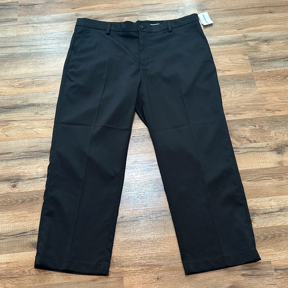 AMAZON ESSENTIAL CHINO PANTS CLASSIC FIT BLACK NEW 38W x 28L